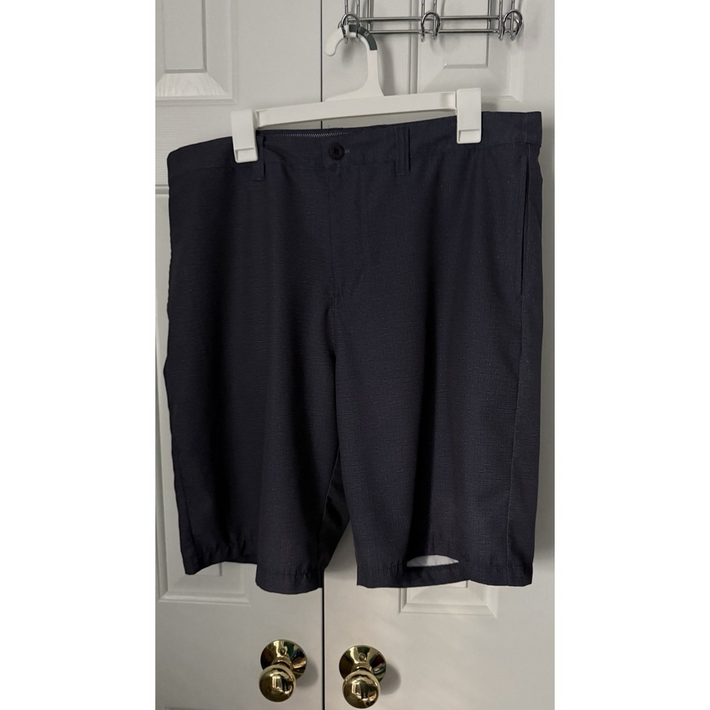 Men's Flat Front Shorts Sz36 Dark Grey Travis Matthew Golf Casual Outdoor